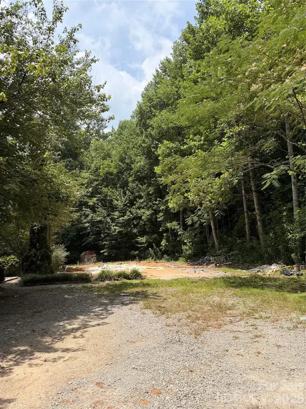 85 Corona Heights Lane, Brevard, NC 28712