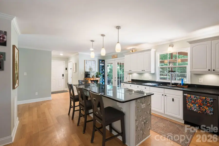 843 W J Street, Newton, NC 28658 - #2