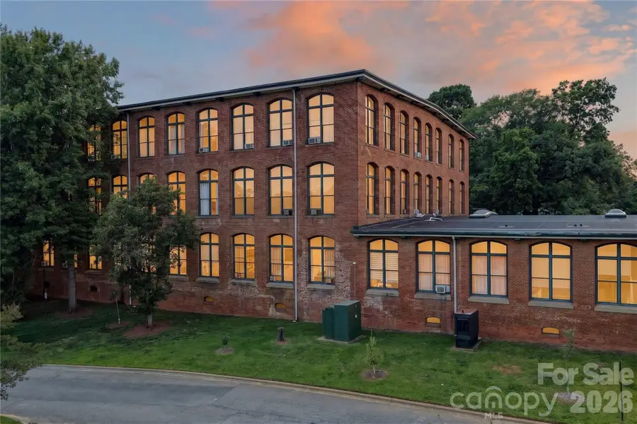 201 S Hoskins Road #121, Charlotte, NC 28208 - #2