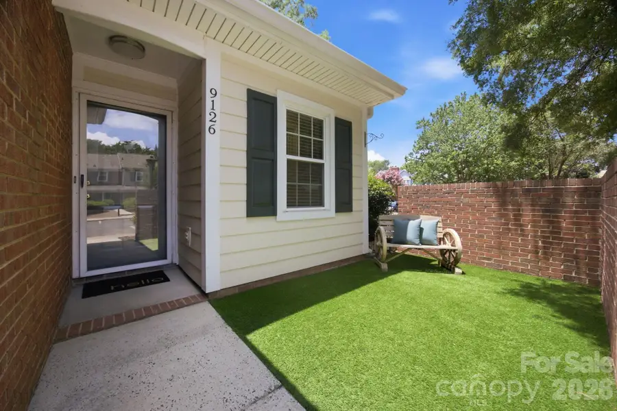 9126 N Vicksburg Park Court, Charlotte, NC 28210 - #2