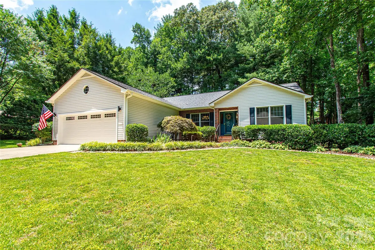 1705 Hummingbird Lane, Hendersonville, NC 28792 - #1