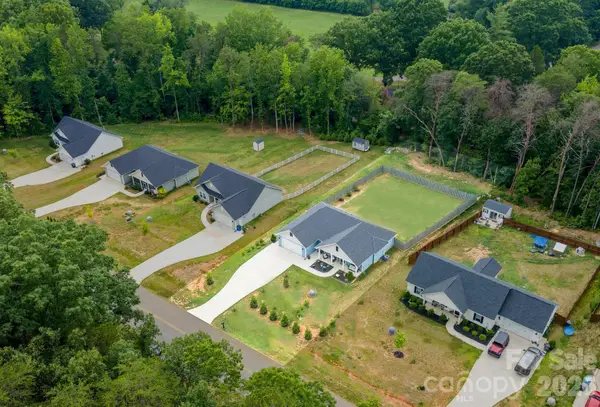 1002 Westminster Drive, Statesville, NC 28677