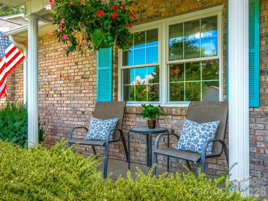 8 Park Avenue, Asheville, NC 28803 - #2