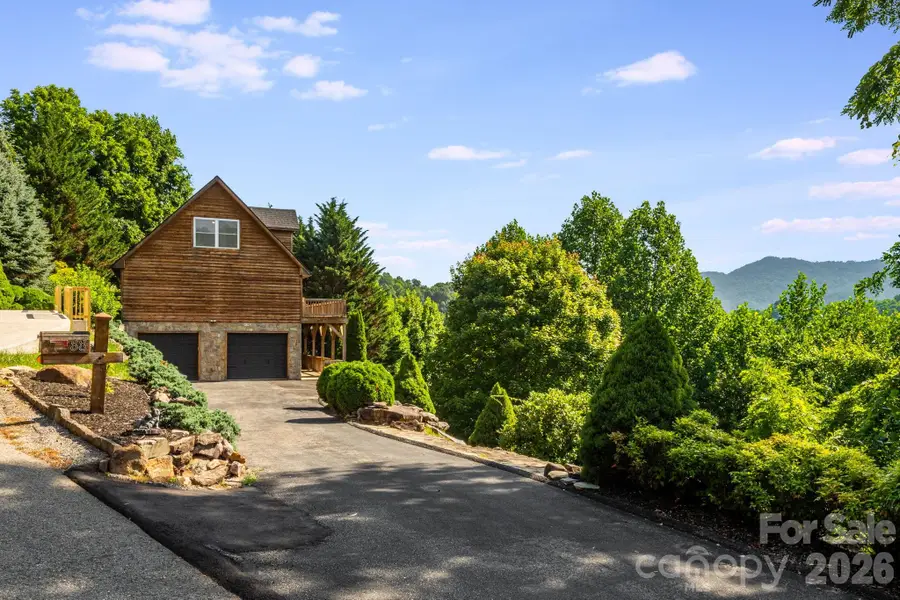 88 Mayflower Court, Waynesville, NC 28785 - #3