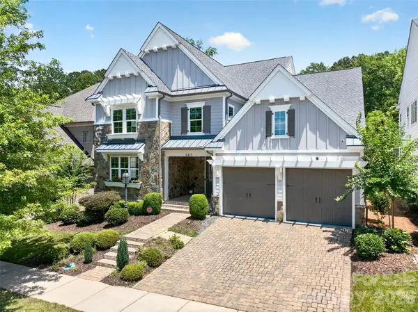 9815 Avenal Lane, Charlotte, NC 28270