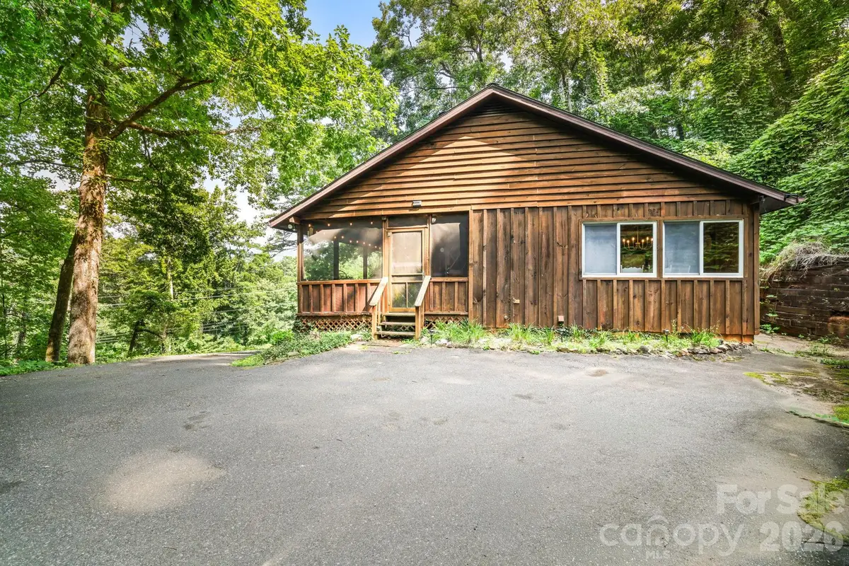 237 Biltmore Circle, Bryson City, NC 28713 - #1