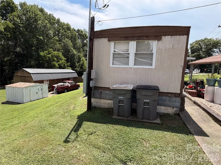 806 Oval Street, Kannapolis, NC 28081 - #3