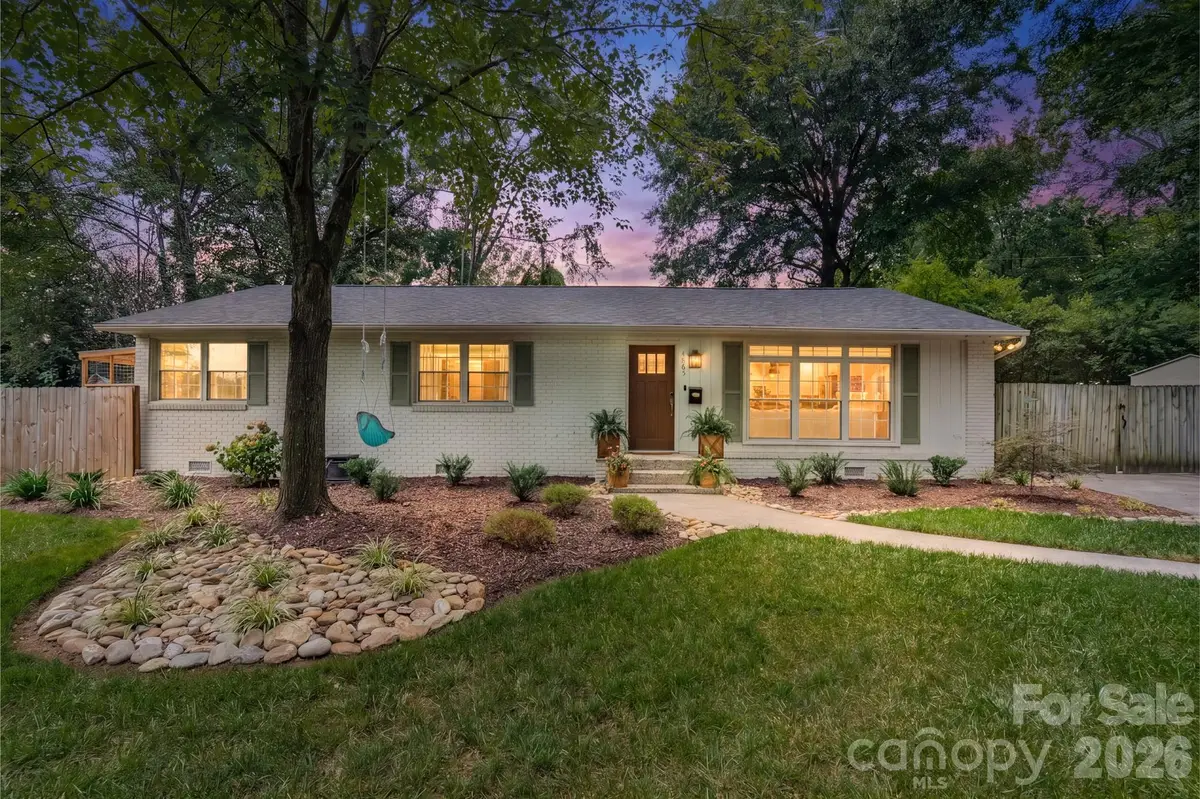 4865 Oglethorpe Place, Charlotte, NC 28209 - #1