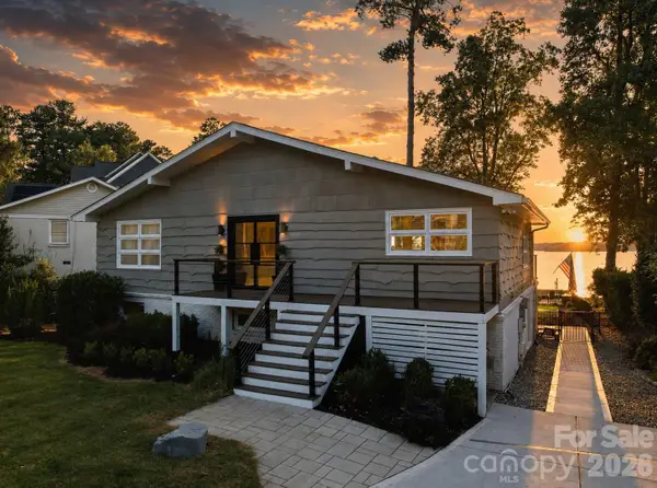 21101 Island Forest Drive, Cornelius, NC 28031