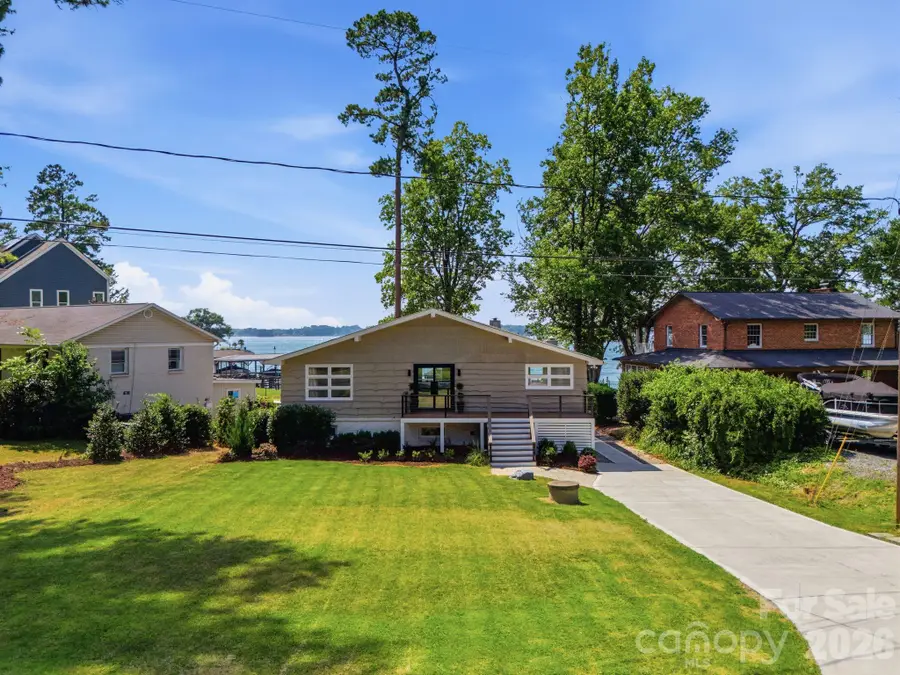 21101 Island Forest Drive, Cornelius, NC 28031 - #2