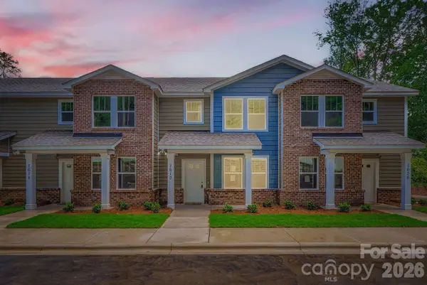 1610 Ct Brooks Circle, Charlotte, NC 28212