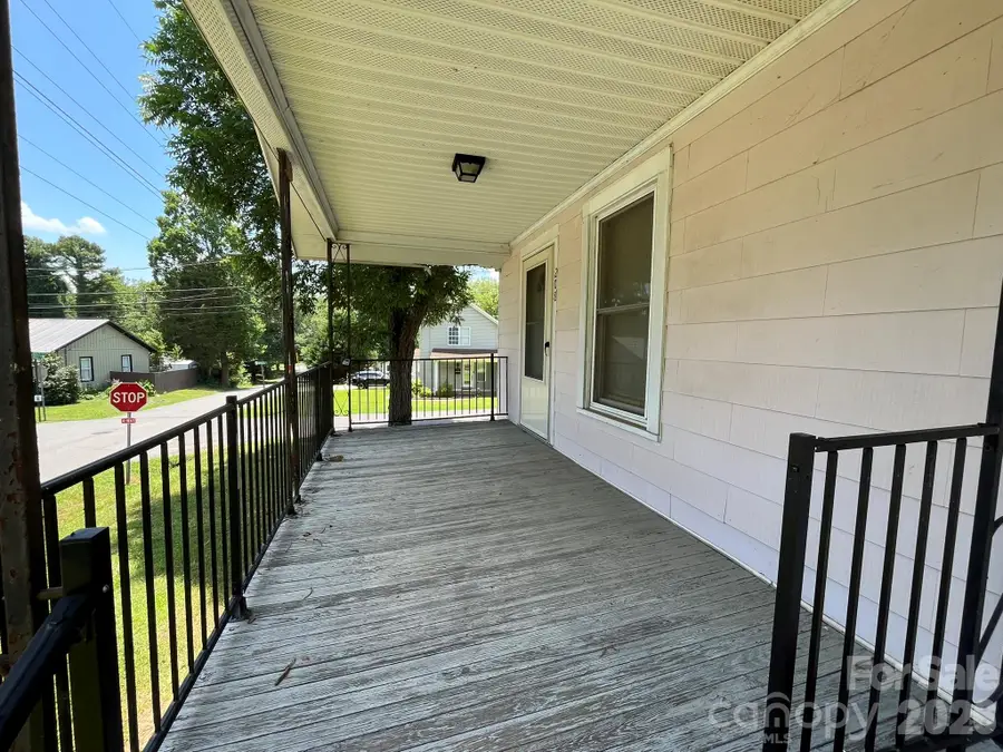 208 Bell Street, Mount Holly, NC 28120 - #3