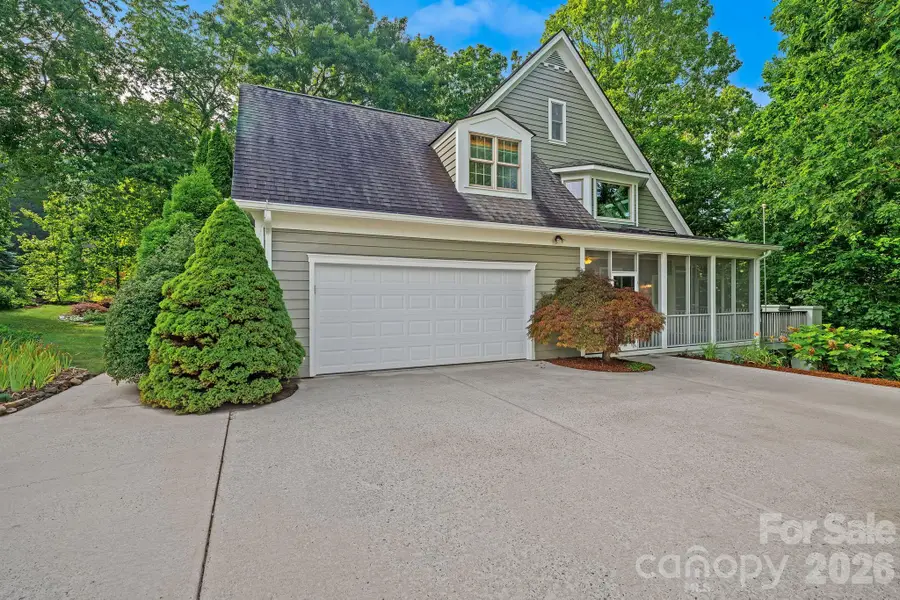 105 Welwyn Lane, Asheville, NC 28805 - #3
