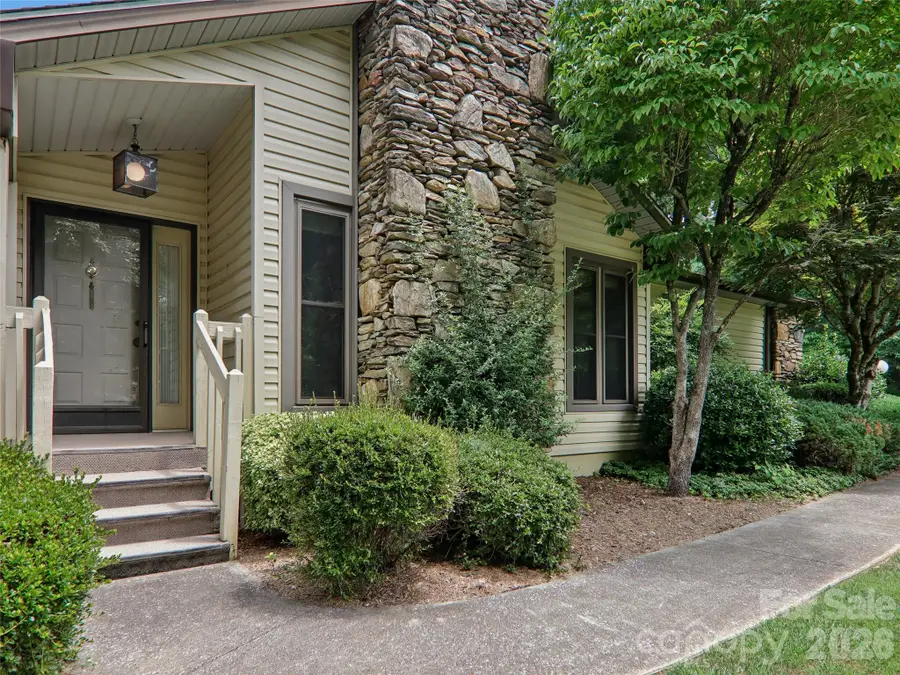 1 Bridle Path Court, Hendersonville, NC 28791 - #3