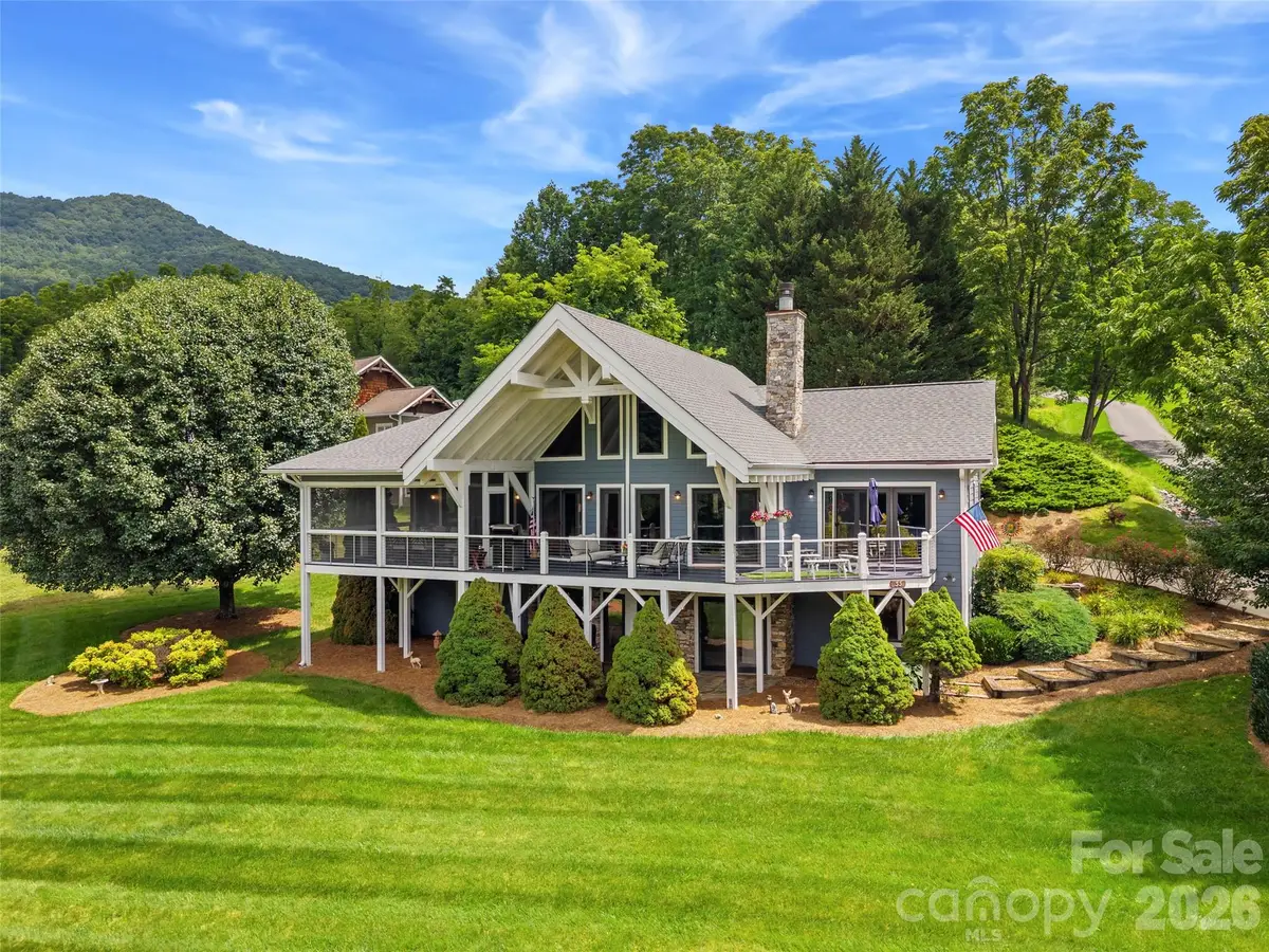 33 Banker Drive, Waynesville, NC 28786 - #1