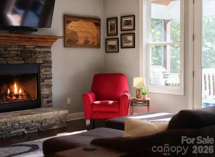 204 Mostert Drive, Asheville, NC 28804 - #3
