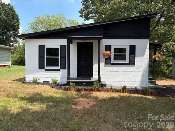 1107 S Meeting Street, Statesville, NC 28677