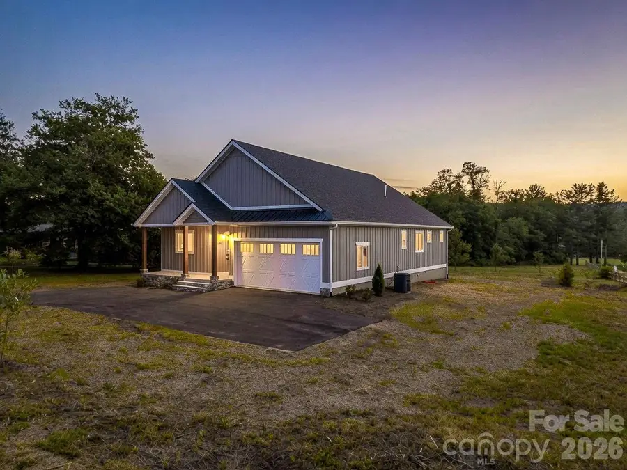 120 Grandview Lane, Hendersonville, NC 28791 - #2