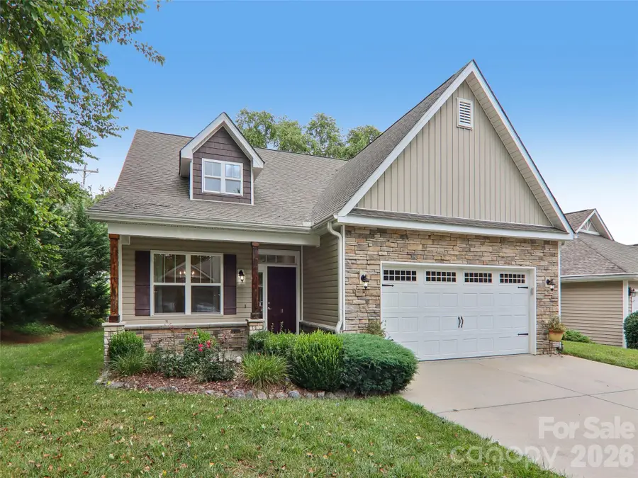 11 Eagle Pointe Way, Flat Rock, NC 28731 - #2