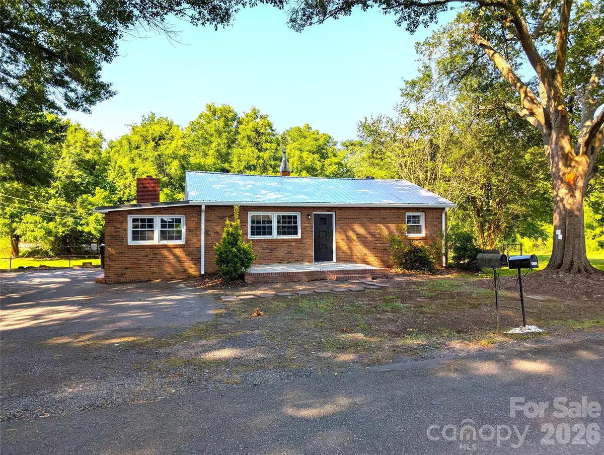 9207 Elgin Drive, Charlotte, NC 28214 - #1
