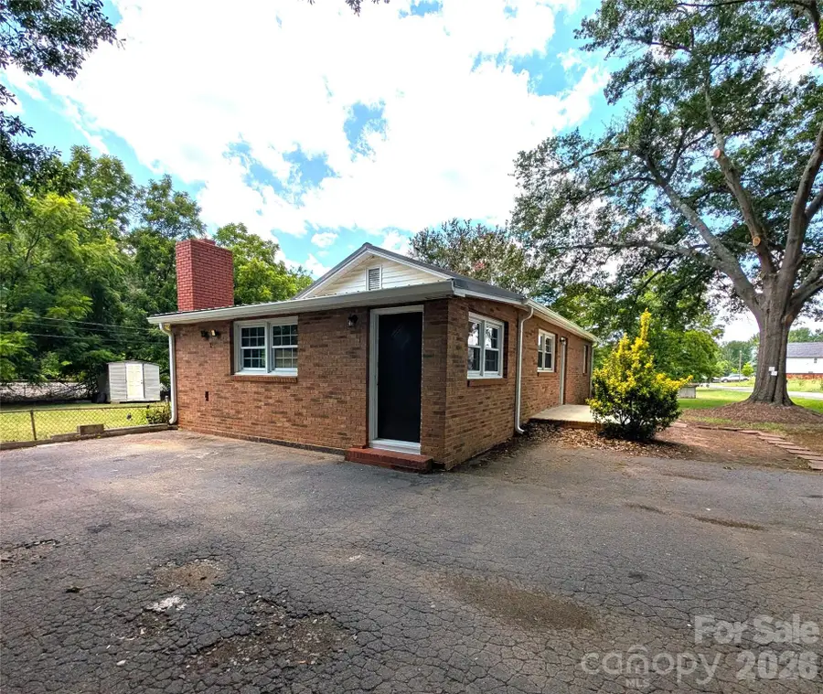 9207 Elgin Drive, Charlotte, NC 28214 - #2