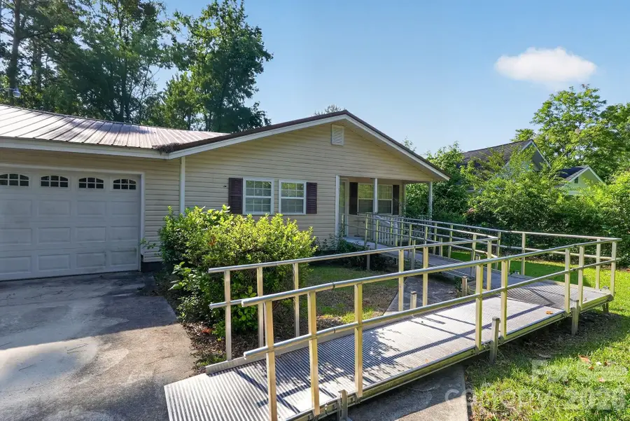 4494 Market Street, Loris, SC 29569 - #3