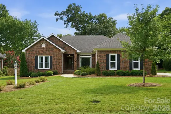 1423 Porch Swing Lane, Matthews, NC 28104