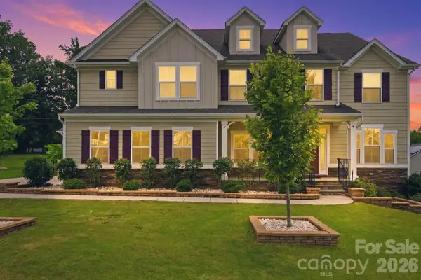 4383 Deerpark Court, Harrisburg, NC 28075