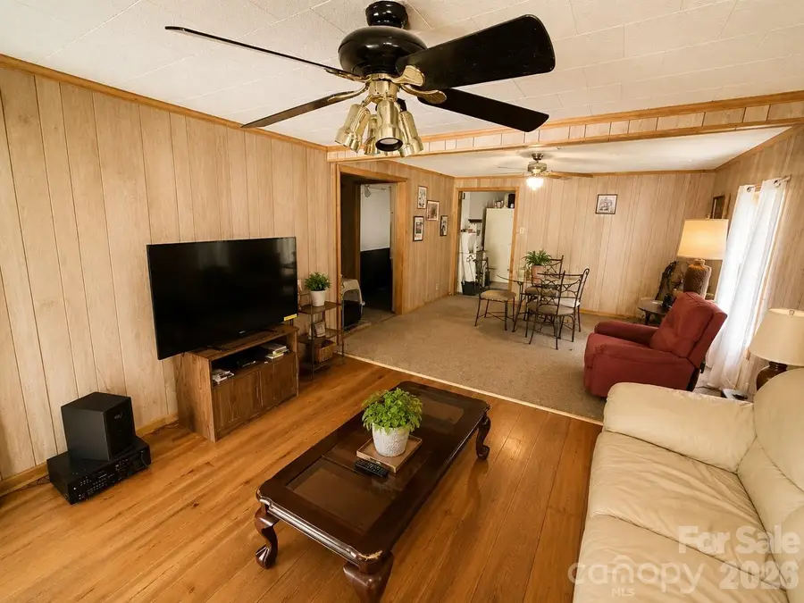 312 S Miller Avenue, Statesville, NC 28677 - #3