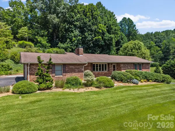 44 Green Drive, Waynesville, NC 28785