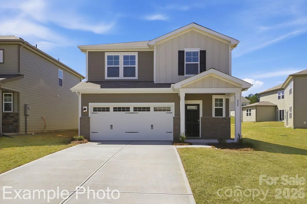 2957 31st Street Lane Ne, Hickory, NC 28601 - #1