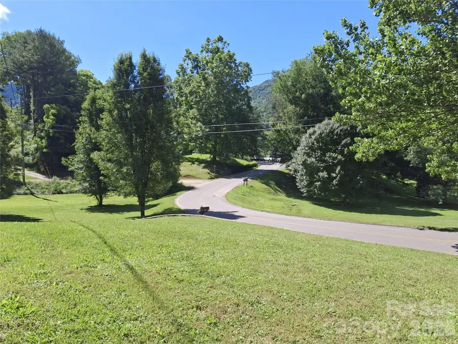 2795 Old Henson Cove Road, Canton, NC 28716 - #2