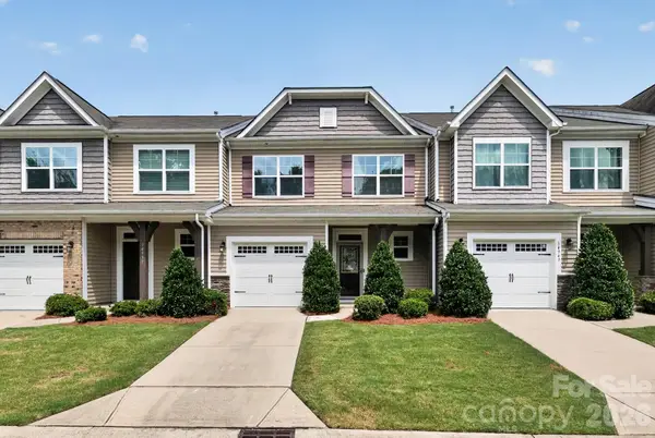 14943 Savannah Hall Drive, Charlotte, NC 28273