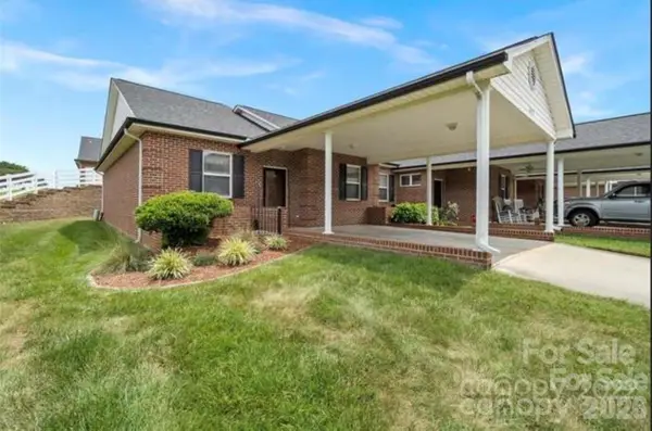 6277 Iris Court, Denver, NC 28037
