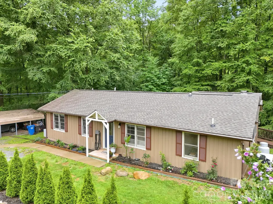 313 Walker Road, Waynesville, NC 28786 - #2