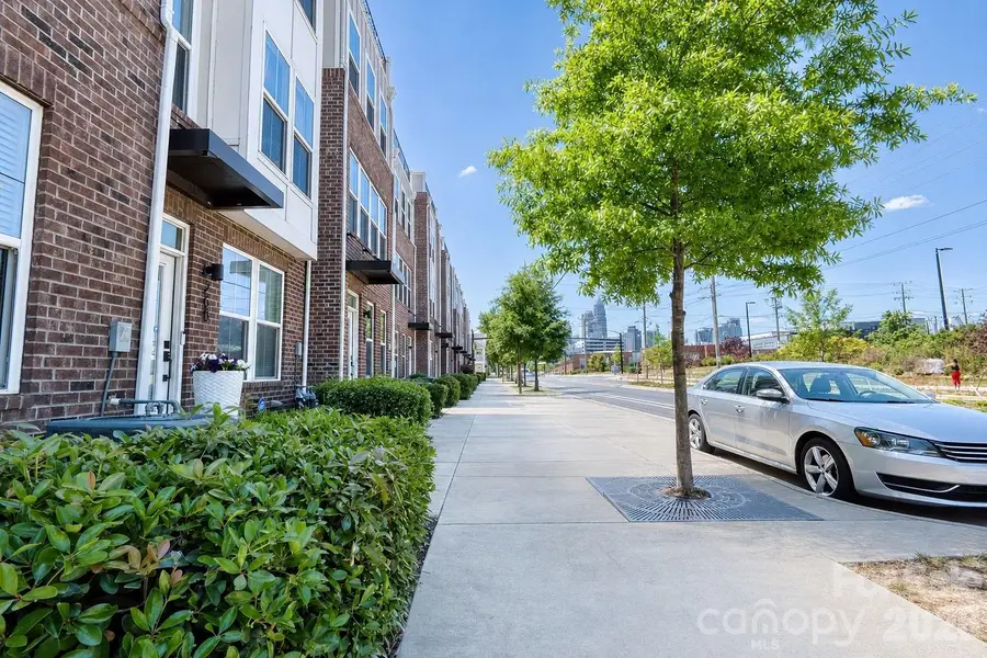 268 Parkwood Avenue, Charlotte, NC 28206 - #3