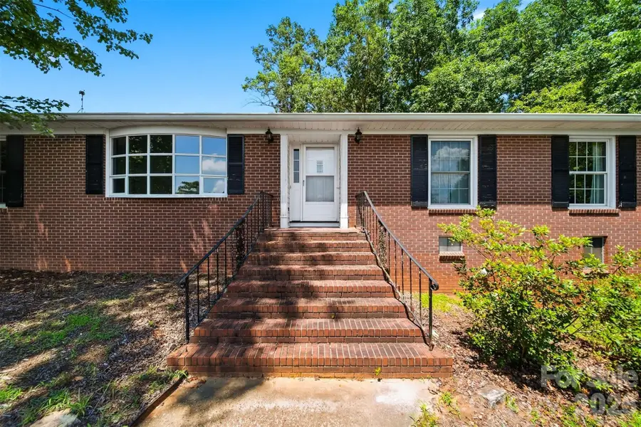 466 Shiloh Church Road, Hickory, NC 28601 - #3