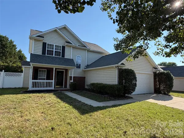 12601 Cumberland Crest Drive, Huntersville, NC 28078