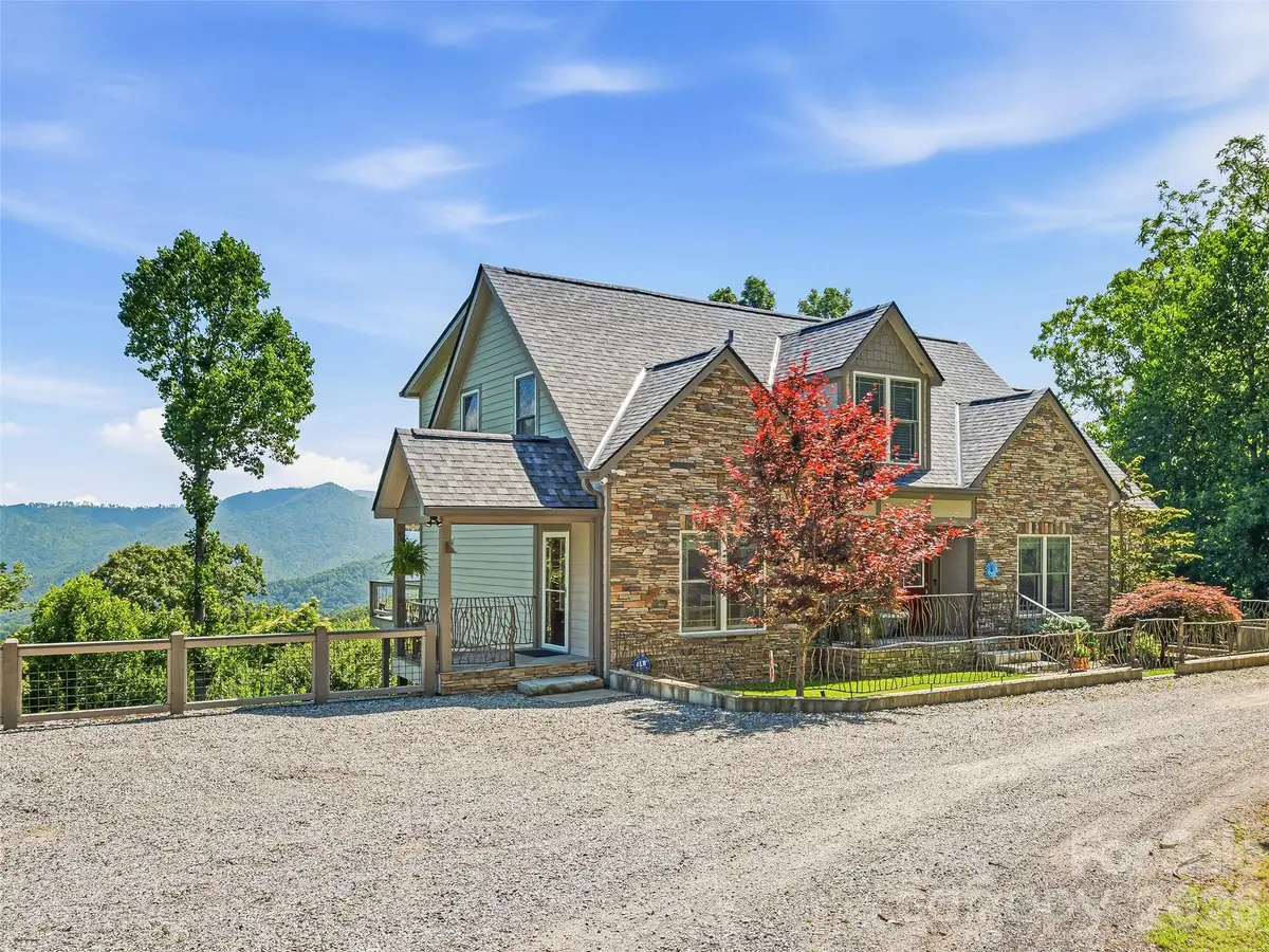 15 Patton Circle, Asheville, NC 28804 - #1