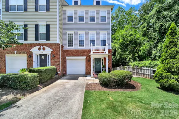 3030 Castleberry Court, Charlotte, NC 28209