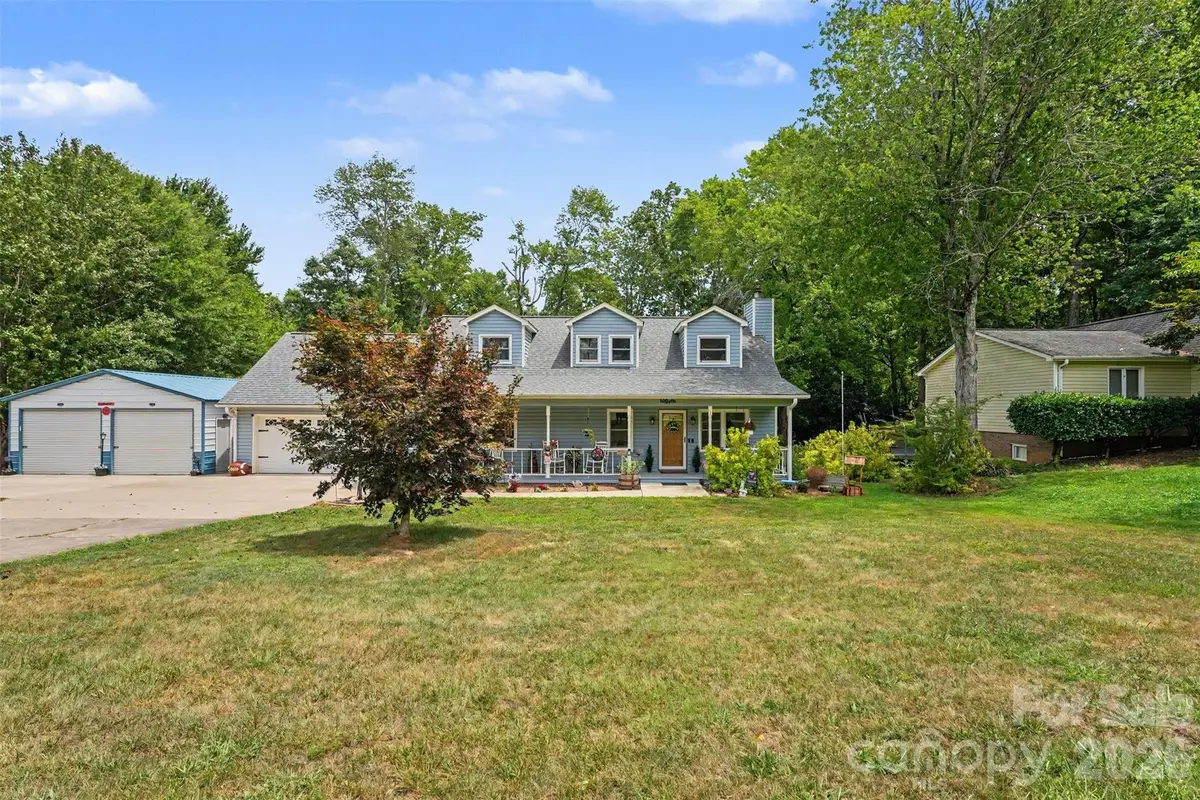 1446 32nd Street Court Ne, Conover, NC 28613 - #1