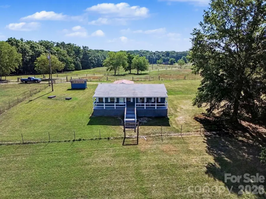 812 N Forest Hills School Road, Marshville, NC 28103 - #2