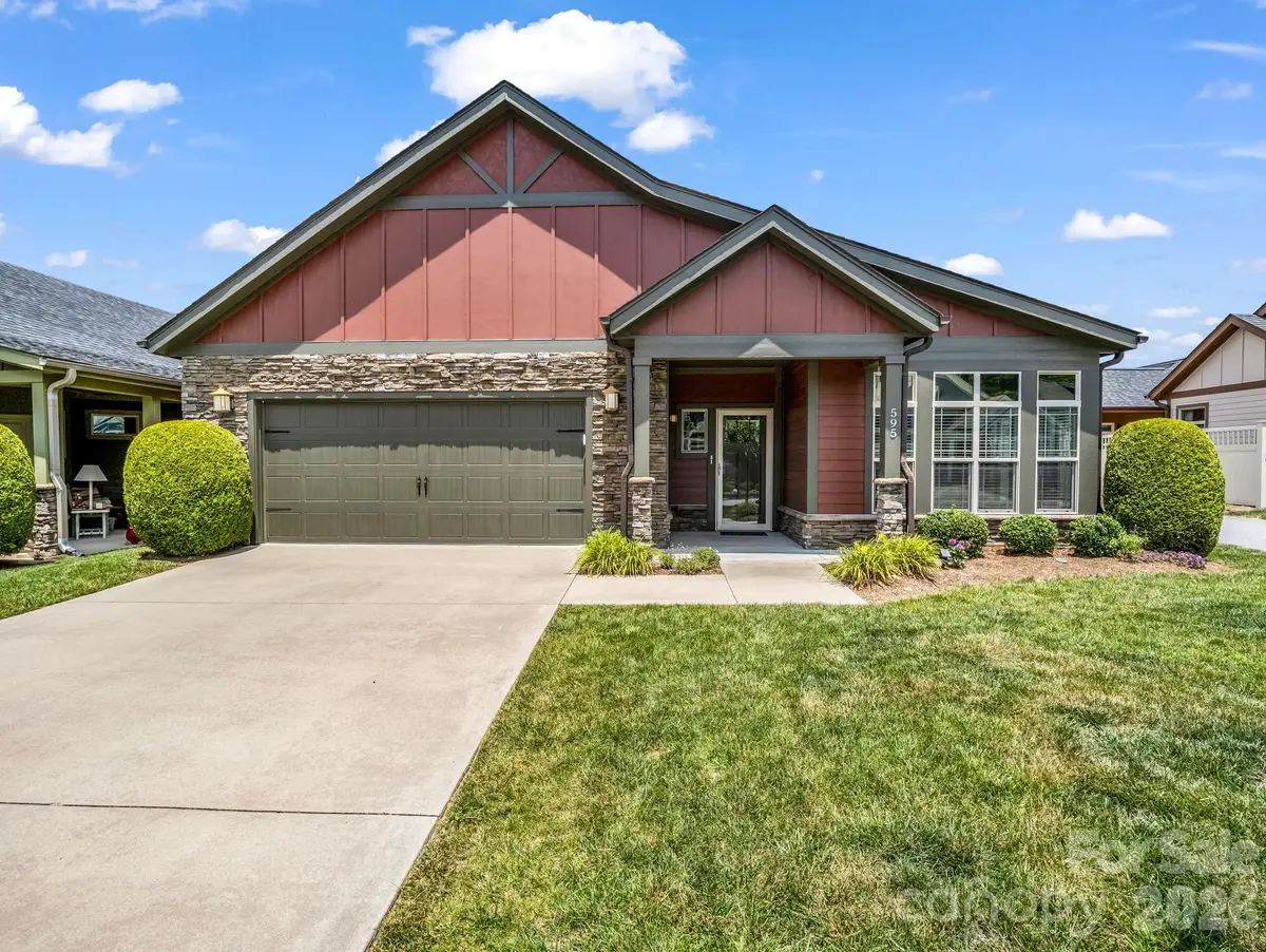 595 Summerfield Place, Flat Rock, NC 28731 - #1
