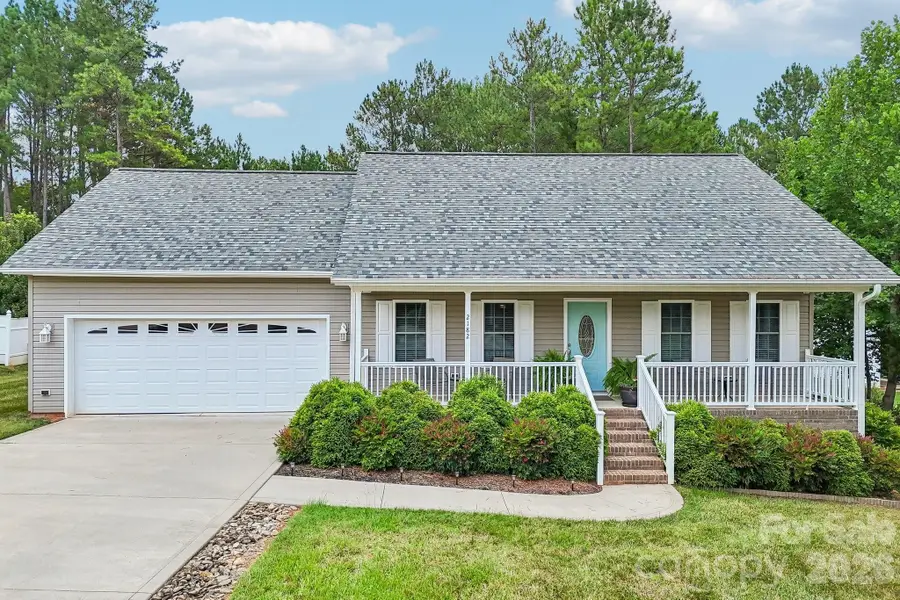 2182 Evergreen Drive, Newton, NC 28658 - #2