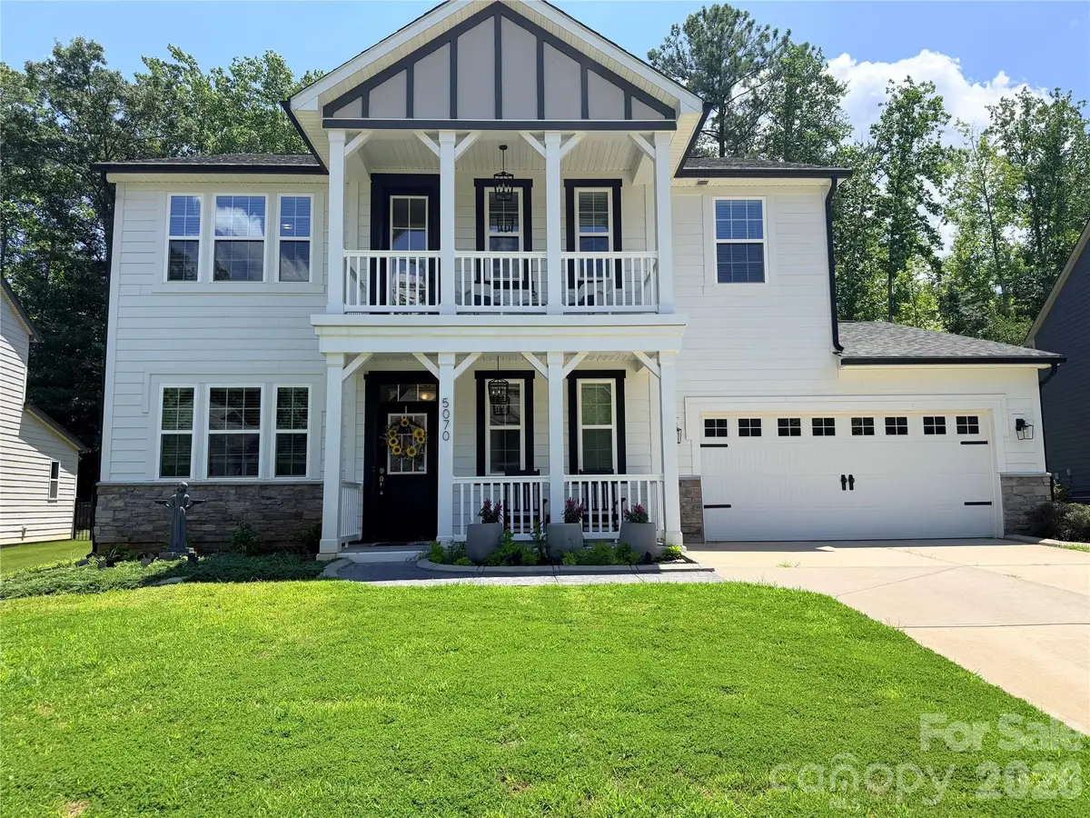 5070 Watersail Way, Lake Wylie, SC 29710 - #1