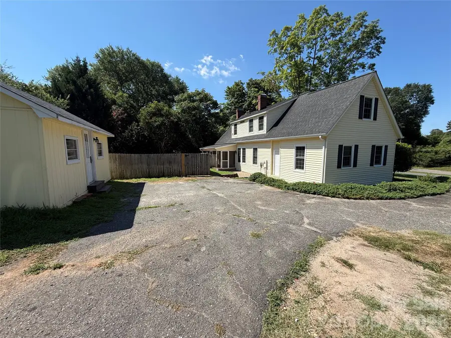 207 Edgemont Drive, Shelby, NC 28150 - #3