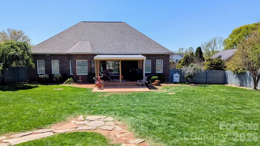 3992 Brickfield Street, Hickory, NC 28602 - #3