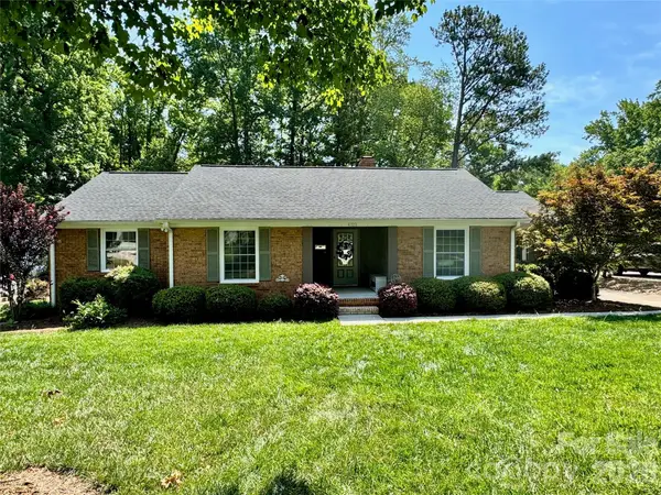 4323 Emory Lane, Charlotte, NC 28211