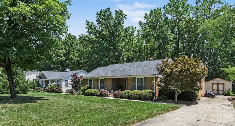 4323 Emory Lane, Charlotte, NC 28211 - #3