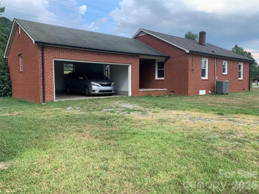6231 Nc 16 Highway N, Taylorsville, NC 28681 - #3